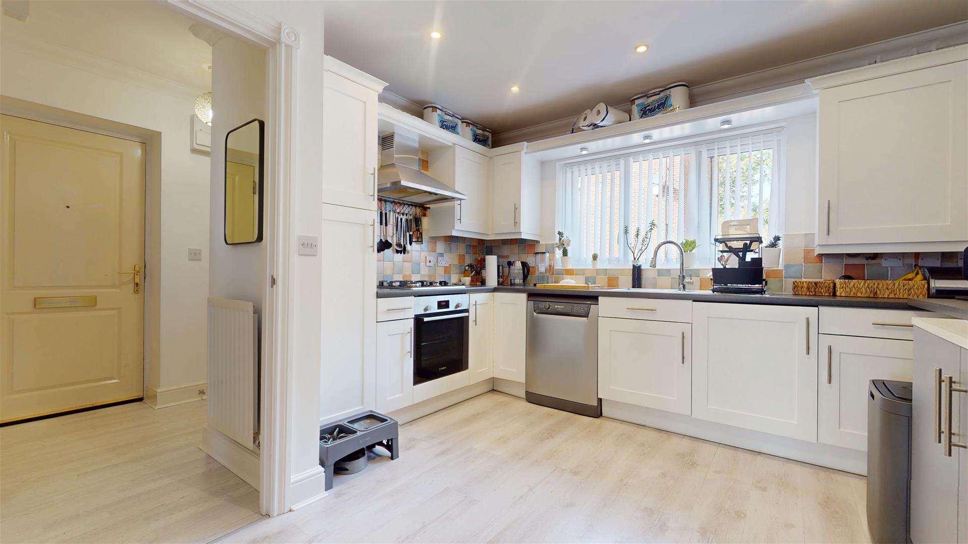 2 bed property in Kirkwood Grove, Milton Keynes